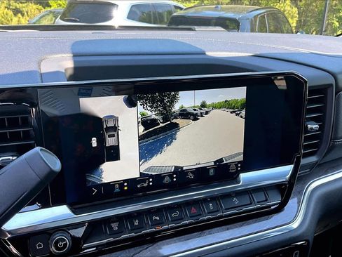 Used 2024 Chevrolet Silverado 2500 LTZ w/ LTZ Plus Package image 30