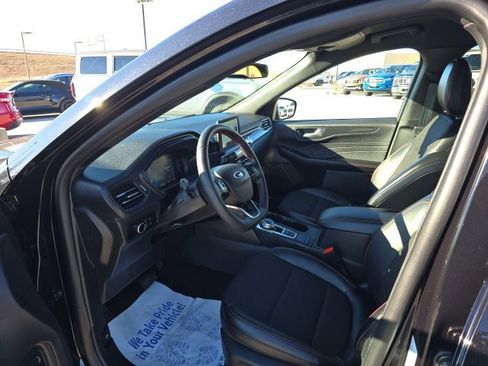 Used 2025 Ford Escape ST-Line image 10
