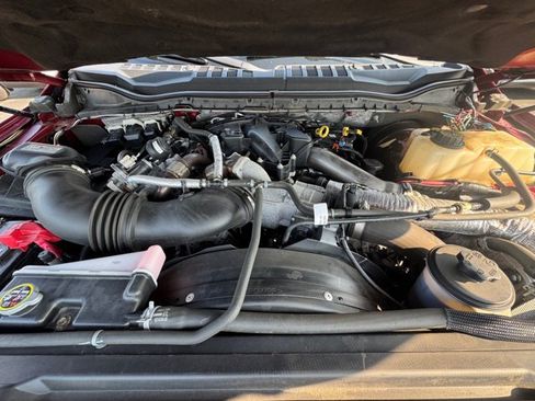 Used 2018 Ford F250 Platinum w/ Platinum Ultimate Package AWD/4WD image 32