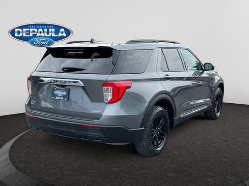 Used 2023 Ford Explorer XLT AWD/4WD image 7