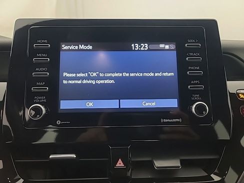 Used 2023 Toyota Camry SE w/ Cold Weather Package image 32