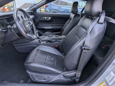 Used 2019 Ford Mustang GT Premium w/ Equipment Group 401A RWD image 15