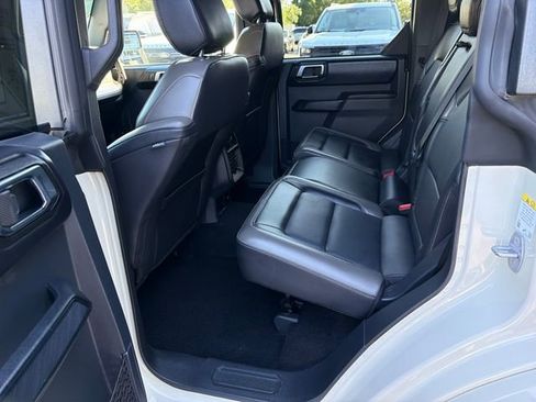 Certified 2025 Ford Bronco Outer Banks AWD/4WD image 27