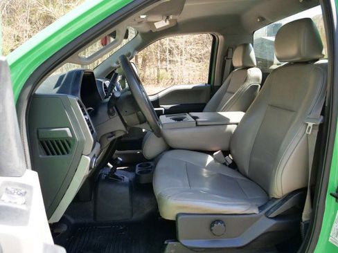 Used 2019 Ford F450 XL w/ XL Value Package image 3