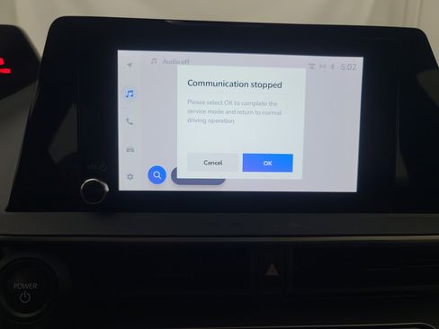 Used 2025 Toyota Prius LE image 29