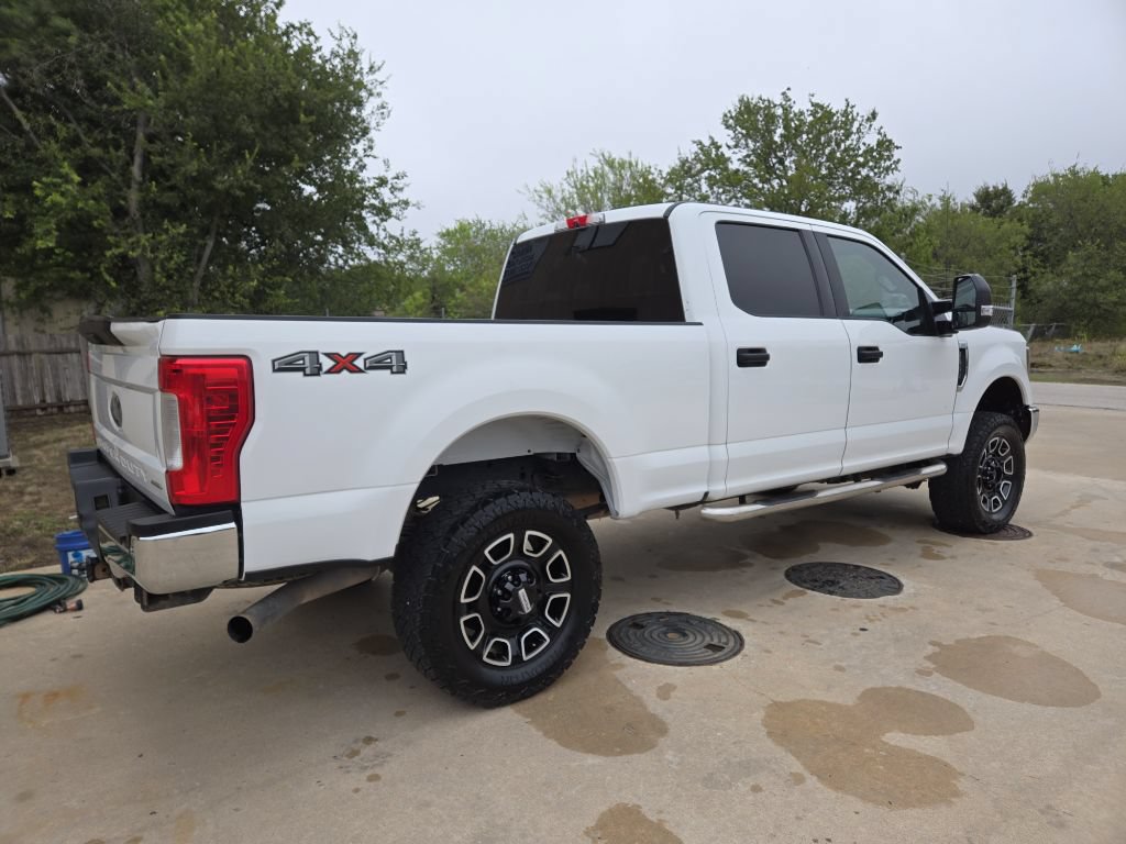 Used 2018 Ford F350 XLT AWD/4WD image 3