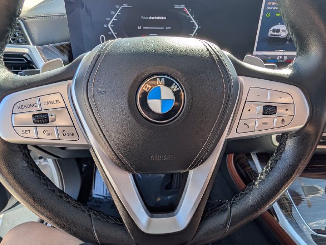 Used 2026 BMW X7 xDrive40i w/ Premium Package AWD/4WD image 27