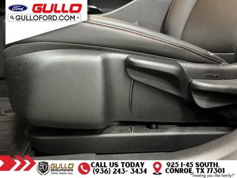 Used 2024 Chevrolet Trax RS w/ Sunroof Package FWD image 21
