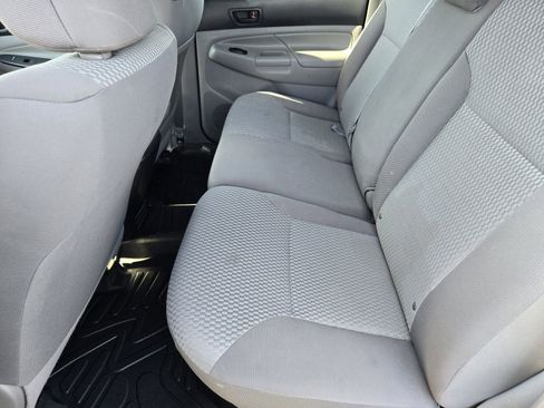 Used 2013 Toyota Tacoma 4x4 Double Cab w/ SR5 Pkg image 27