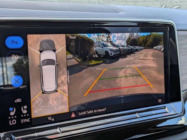 Certified 2026 Volkswagen Atlas SEL Premium R-Line AWD/4WD image 21
