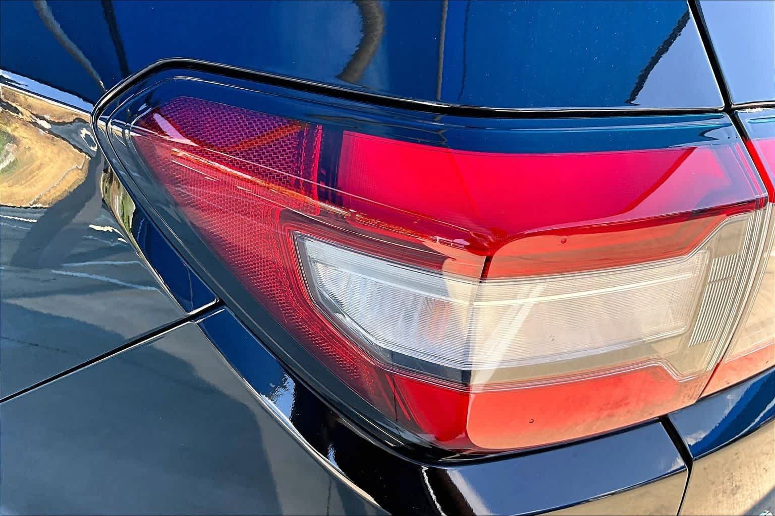 Used 2024 Honda Pilot Touring image 28