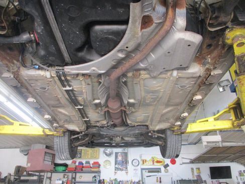 Used 2013 Toyota Corolla LE FWD image 42