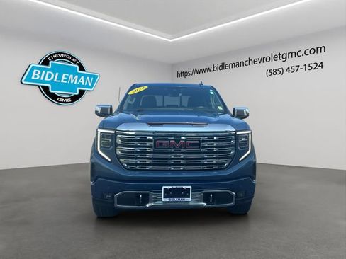 Used 2024 GMC Sierra 1500 Denali w/ Technology Package AWD/4WD image 2
