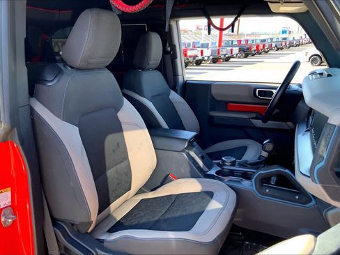 Used 2022 Ford Bronco Wildtrak image 28