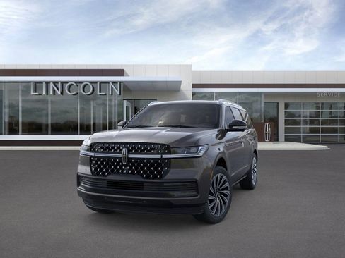 New 2025 Lincoln Navigator Black Label image 2
