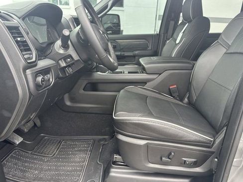 New 2026 RAM 2500 Limited AWD/4WD image 9