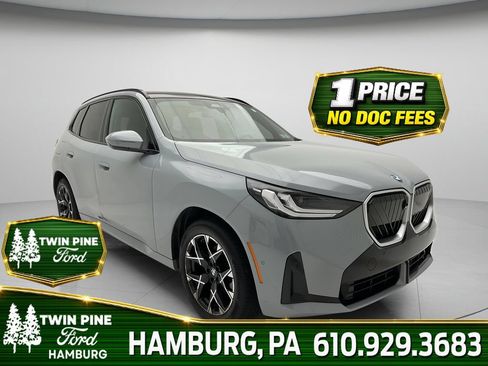 Used 2025 BMW X3 xDrive30i AWD/4WD image 1
