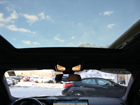 Used 2024 BMW 330i xDrive Sedan w/ Premium Package image 3