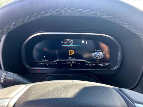 Used 2023 Chevrolet Tahoe Premier image 20