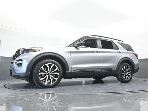 Used 2023 Ford Explorer ST AWD/4WD image 63