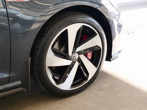 Used 2019 Volkswagen GTI Autobahn image 8