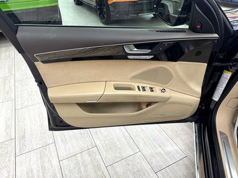 Used 2016 Audi A8 L 3.0T w/ Executive Package image 11