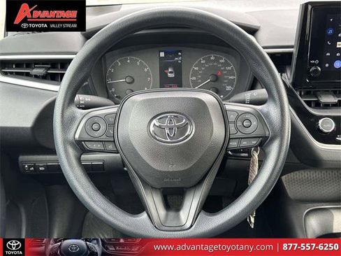 Certified 2025 Toyota Corolla LE image 18