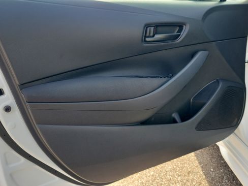 Used 2024 Toyota Corolla LE image 19