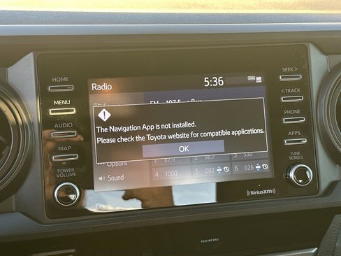 Used 2022 Toyota Tacoma SR image 28