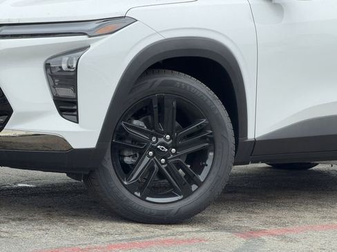 New 2025 Chevrolet Trax ACTIV w/ Sunroof Package image 8