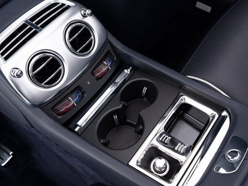 Certified 2018 Rolls-Royce Dawn image 30