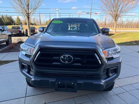 Certified 2022 Toyota Tacoma SR image 9