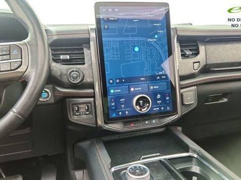 Used 2023 Ford Expedition Limited RWD image 44