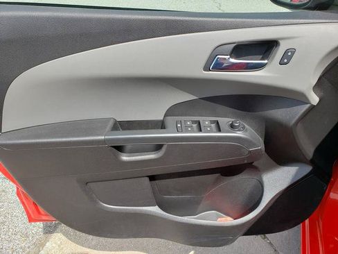 Used 2015 Chevrolet Sonic LTZ FWD image 11