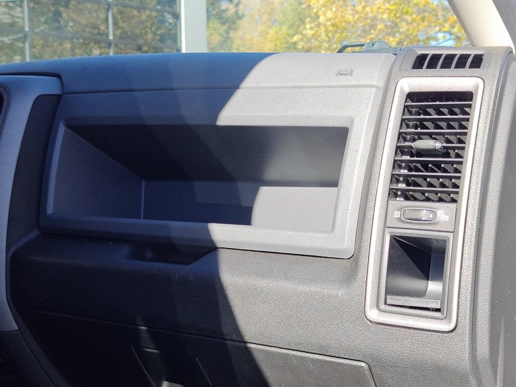Used 2019 RAM 1500 Express AWD/4WD image 28