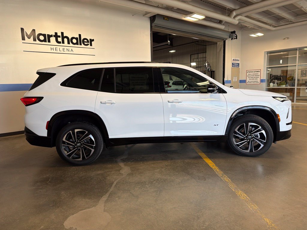 Used 2026 Buick Enclave Sport Touring AWD/4WD image 4