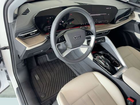 New 2025 Audi Q5 Premium w/ Convenience Package image 4