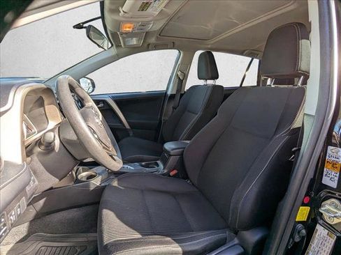 Used 2015 Toyota RAV4 XLE image 10