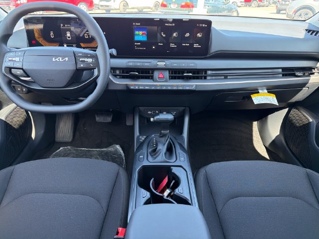 New 2026 Kia K4 FWD image 9