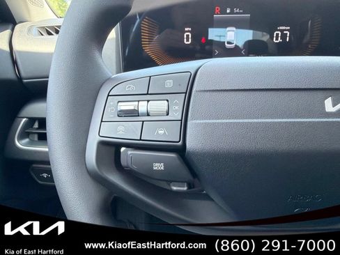 New 2026 Kia K4 FWD image 31
