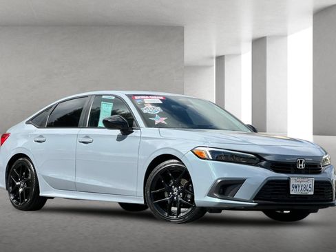 Used 2024 Honda Civic Sport image 2