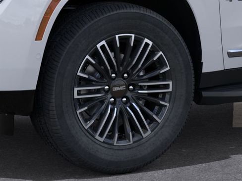 New 2026 GMC Yukon Elevation RWD image 9