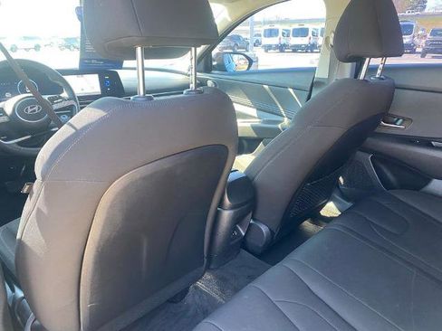 Used 2024 Hyundai Elantra SEL w/ Convenience Package image 29
