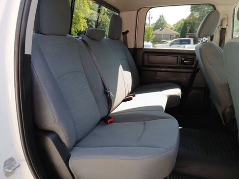 Used 2017 RAM 2500 Tradesman w/ Chrome Appearance Group AWD/4WD image 12