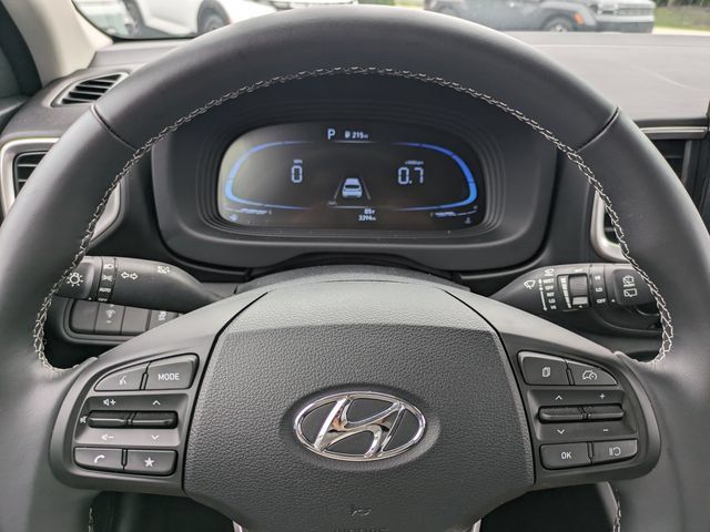 Used 2026 Hyundai Venue SEL FWD image 24