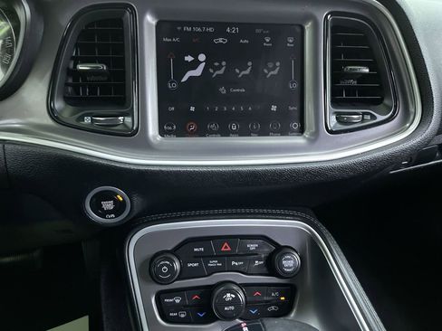 Used 2022 Dodge Challenger R/T w/ Blacktop Package image 23