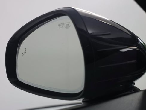 Used 2023 Kia Stinger GT2 image 17