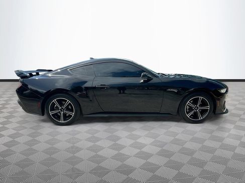 Used 2024 Ford Mustang Coupe RWD image 8