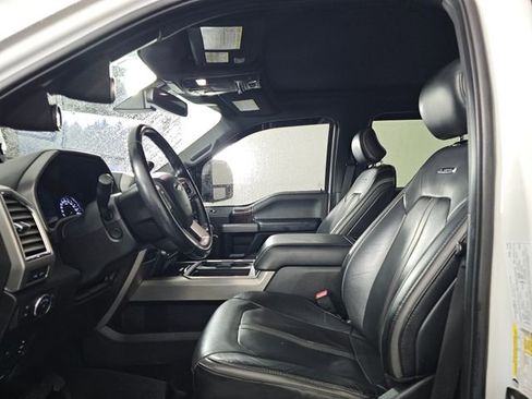 Used 2017 Ford F350 Platinum w/ Platinum Ultimate Package image 28