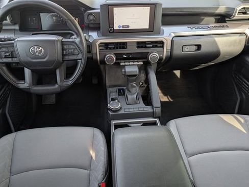 Certified 2026 Toyota Tacoma SR5 AWD/4WD image 10